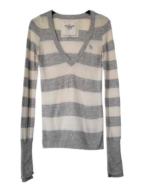 Abercrombie & Fitch Gray & Cream Striped V-Neck Sweater